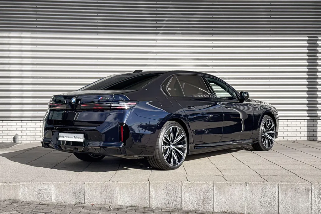 BMW i7 M70 xDrive 118.1 kWh