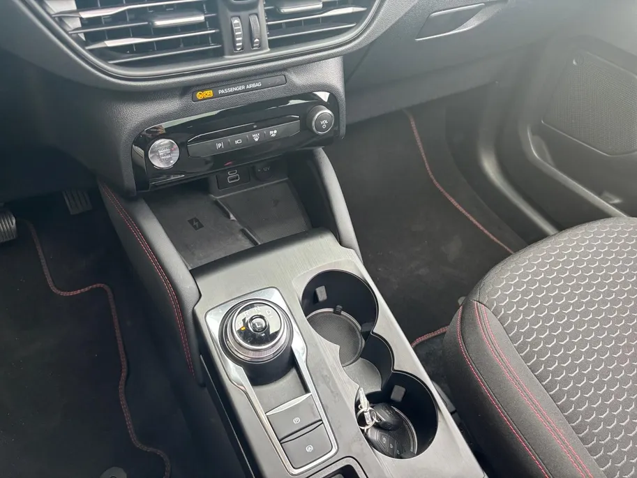 Ford Kuga 2.5 PHEV ST-Line | Trekhaak | Panoramadak | Winter pack | 360 camera