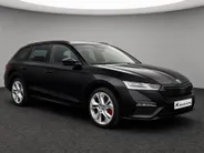 Škoda Octavia Combi 1.4TSI PHEV 180kW/245PK RS iV · Trekhaak ·  Camera · Navigatie · Leder/Alcantara · Apple/Android Car Play ·
