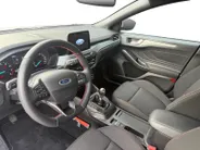 Ford Focus 1.0 EcoBoost Hybrid ST Line | NL-Auto | Dealer Onderhouden | Navigatie | Apple/Android Auto | Parkeersensoren | 12 maanden garantie! |