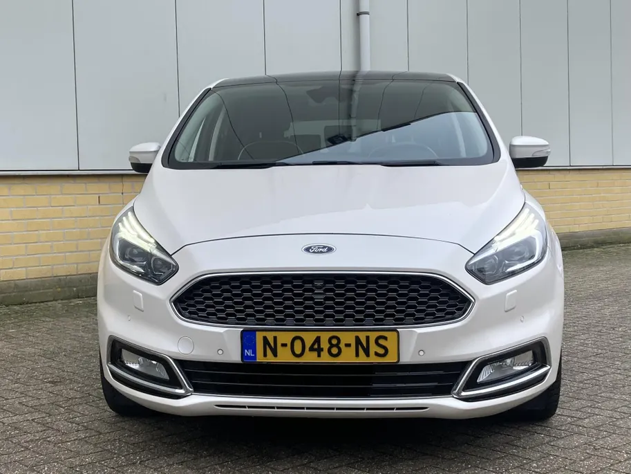 Ford S-Max 2.0 Vignale 7 persoons Lederen bekleding - 7-persoons - Panoramadak - Full Options