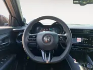 Alfa Romeo Junior Elettrica 54 kWh | 1e Eigenaar | 96% SOH | Park assist | Climate Control |Adapt. Cruise control | Apple Carplay & Android auto | Fabrieksgarantie! |