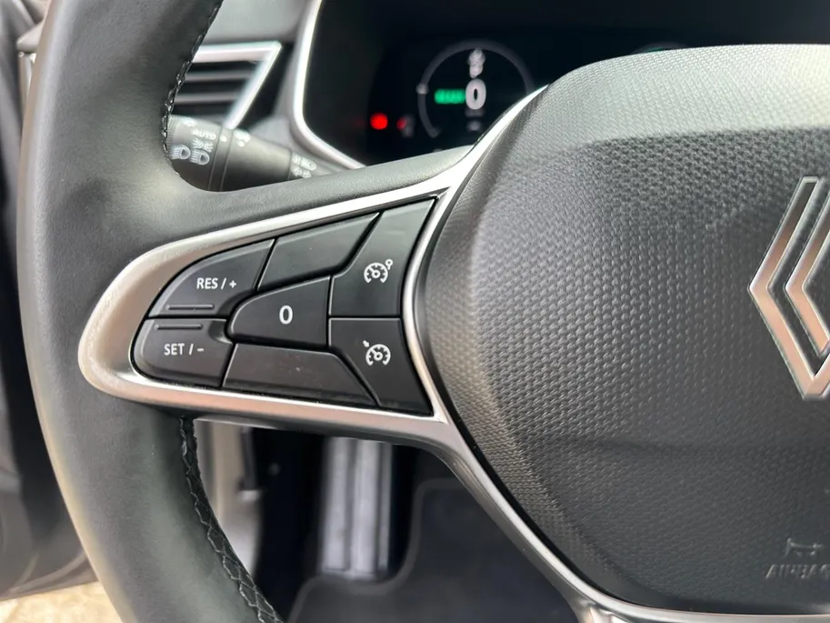 Renault Clio 1.6 E-Tech Full Hybrid 145 techno | Cruise & Climate Control | Camera | Parkeersensoren | Apple Carplay & Android Auto | Navigatie | LMV | 12 Maanden BOVAG Garantie