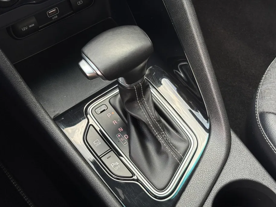Kia Niro 1.6 GDi Hybrid DynamicLine | Trekhaak | Navi | Camera | LMV | Parkeersensoren V+A | Apple Carplay | Android Auto |