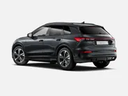 Audi Q4 e-tron S edition performance 82 kWh 286 PK · Tech plus · Trekhaak elek. wegklapbaar · MMI Bijrijdersdisplay