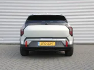 Kia EV3 Plus Advanced 81.4 kWh | Stuur/stoelverwarming | Schuifdak | Camera | Elek. stoelverstelling | 19' LM | Dodehoek detectie | Clima | LED |