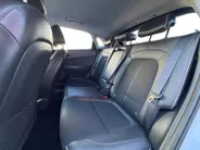 Hyundai Kona 1.6 GDI HEV Premium 105PK AUTOMAAT | Navigatie | Trekhaak| Two Tone| Climate Control| Stuur verwarming| Stoel verwarming|