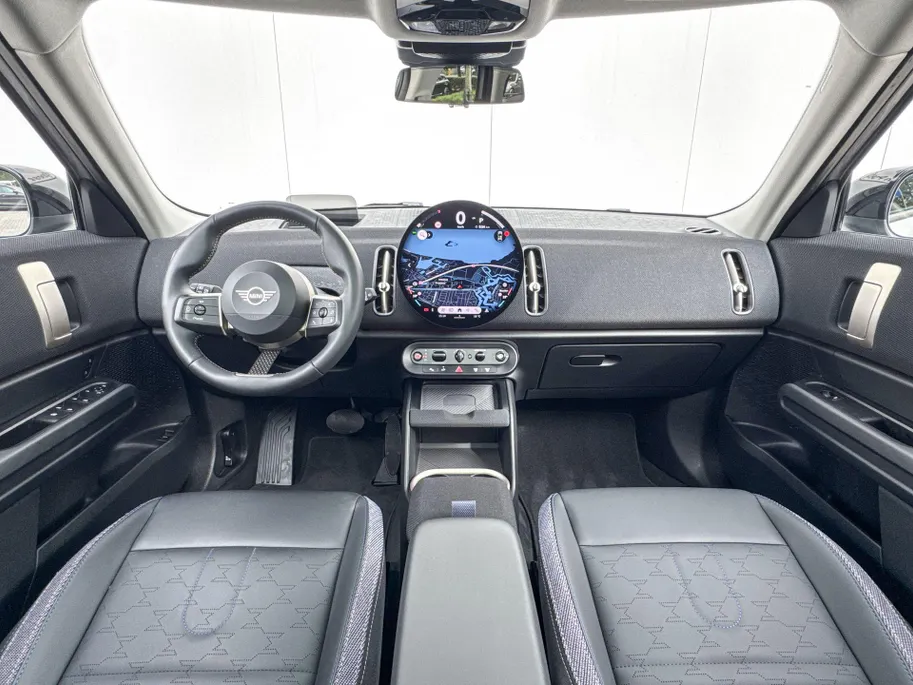 MINI Countryman C