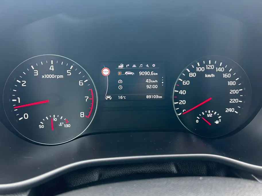 Kia Sportage 1.6 GDI DynamicLine Nu met 12 maanden garantie! Zeer mooie uitvoering!