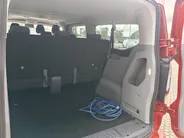Ford Transit Custom 340 2.5 PHEV L2H1 Limited Kombi 9-persoons
