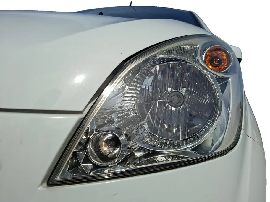 Suzuki Splash 1.0 Exclusive | Airco |Lichtmetalen velgen | Stoelverwarming | Radio / CD Speler