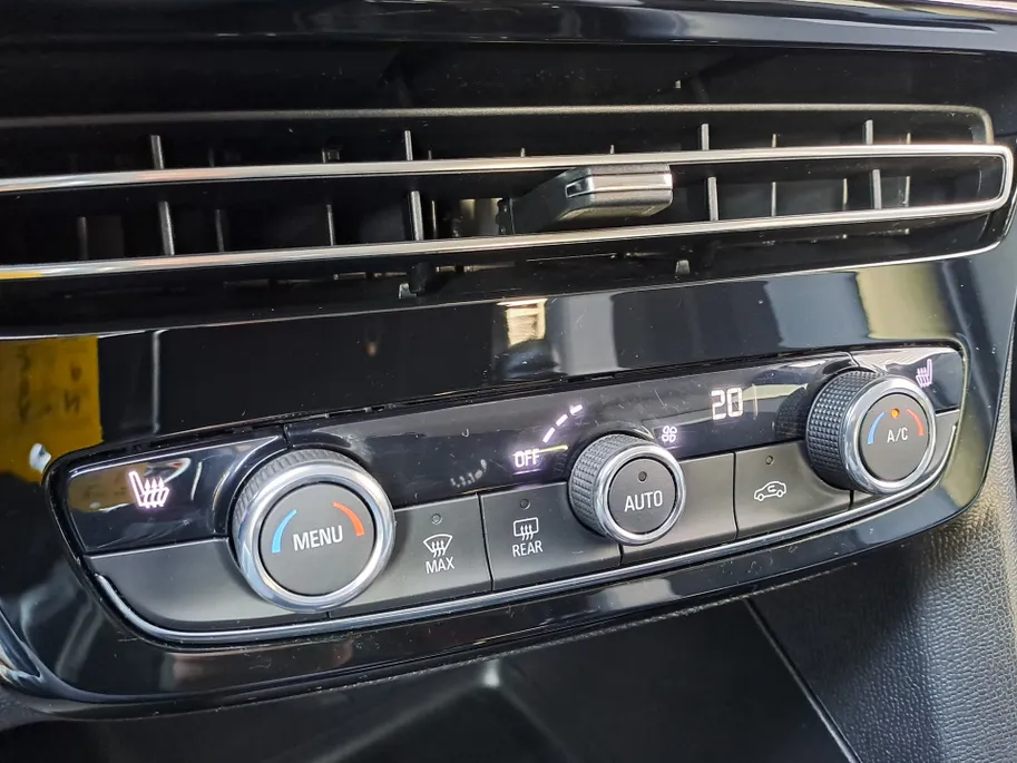 Opel Mokka 1.2 Turbo Elegance | Navigatie | Camera | LM Velgen | Cruise  | Stoel/stuur Verwarming | Sensoren | Apple Carplay/Android Auto | Rijstrooksensor met correctie