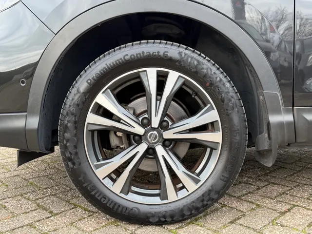 Nissan QASHQAI 1.2 DIG-T 115pk N-Connecta | Panoramadak | Navigatie | 360-Camera | Blind Spot | Keyless