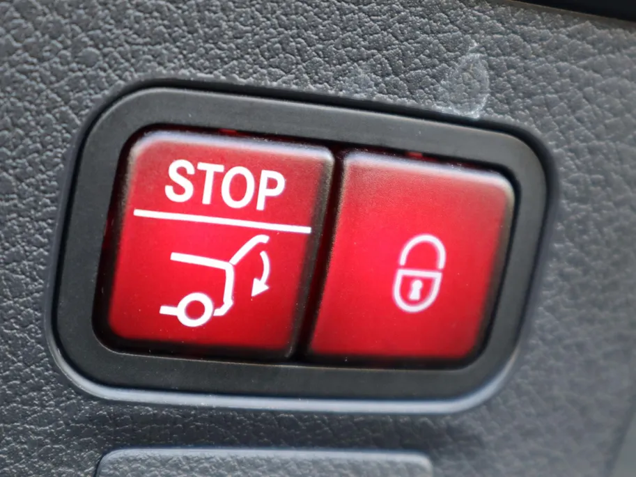 Mercedes-Benz CLA Shooting Brake 180 Business Solution Luxury l Keyless l Achteruitrij camera l Stoelverwarming