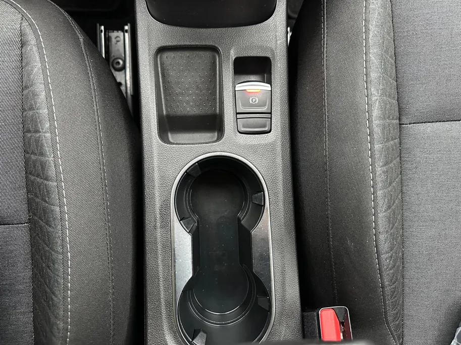 Renault Captur 1.6 E-Tech Plug-in Hybrid 160 Intens | Automaat | Navigatie | Parkeersensoren | Camera | Apple Carplay & Android Auto | Climate Control | 12 Maanden BOVAG Garantie