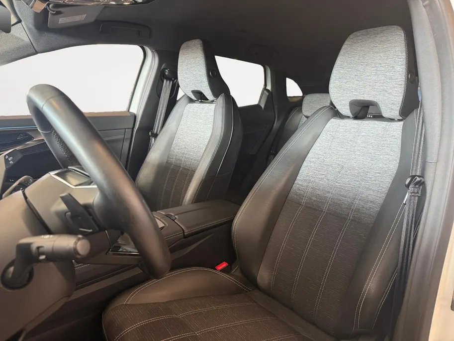 Renault Austral 1.2 E-Tech full hybrid 200 techno *Navi+Camera*Two-Tone*Climate*Aut. Achterklep*Mooie Auto!