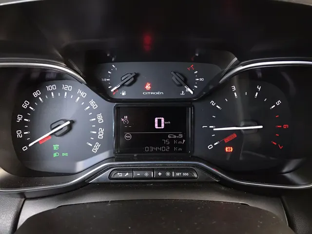 Citroën C3 Aircross PureTech 110pk Plus | Camera | Nav