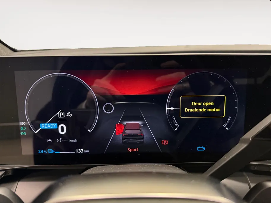 Mitsubishi Eclipse Cross INTENSE | 87 KWH | | 4000 EURO KORTING | SNEL RIJDEN | 633 WLTP | ACHTERUITRIJCAMERA |
