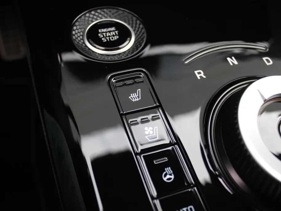 Kia Niro 1.6 GDi Hybrid ExecutiveLine | Stuur-/stoelverwarming + ventilatie | Leer | Schuifdak | 18' LM | Camera | Cruise adapt. | HUD | Zeer mooie auto |