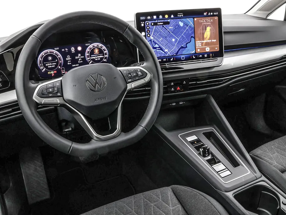 Volkswagen Golf variant Life Edition 1.5 eTSI 116 pk 7 versn. DSG · Achteruitrijcamera · draadloze telefoonlader · Prijs is inclusief inruilpremie · MEGA SALE