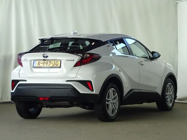 Toyota C-HR 1.8 Hybrid 122pk CVT Active | Apple CarPlay | Android Auto | Ada