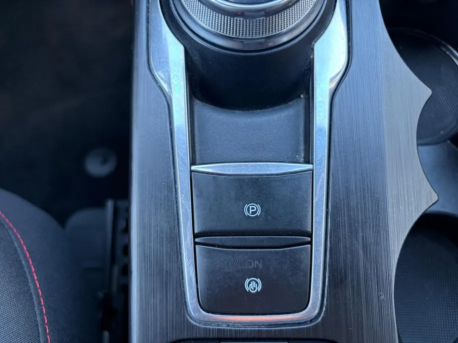 Ford Kuga 2.5 PHEV ST-Line 225PK | Head Up Display | Adaptieve Cruise Control | Winter Pack | LED | BLIS | Camera voor en achter | Navigatie | Privacy Glass