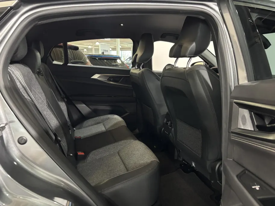Renault Rafale 200PK E-Tech Full Hybrid Techno Automaat | All Season Banden | Blind Spot | Google Built-In Navi | Camera | Digital Cockpit | Apple CarPlay/Android Auto | Adaptive Cruise Control |