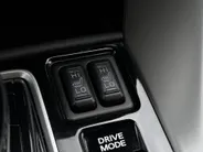 Mitsubishi Eclipse Cross 2.4 PHEV Intense+ | Stoel- en stuurverwarming | Elektrisch verstelbare stoelen | Trekhaak | Achteruitrijcamera | Parkeersensoren voor- en achter | Navi | Climate Control