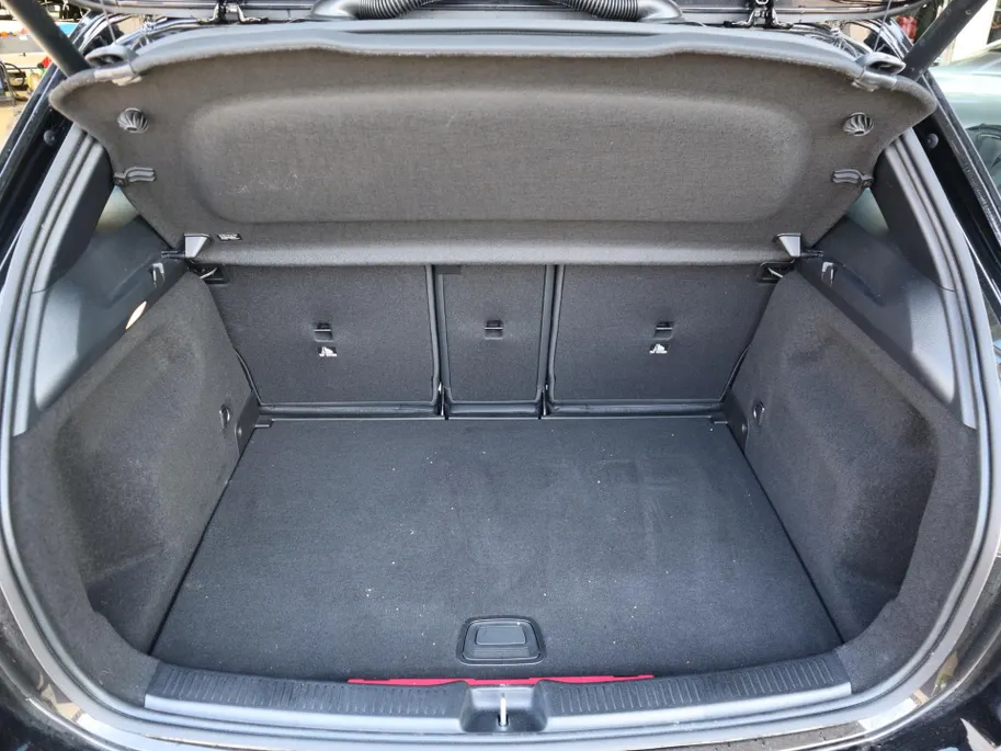 Mercedes-Benz B-Klasse 250 e Business Solution Luxury Line l Trekhaak l Stoelverwarming l Achteruitrij camera