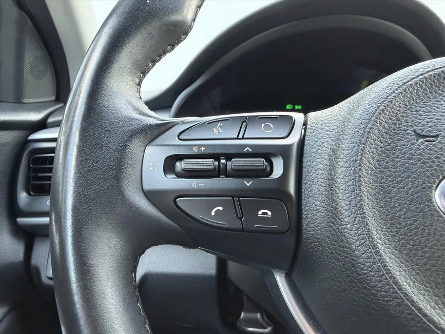 Kia Stonic 1.2 MPi 84pk ComfortPlusLine Navigator l Trekhaak l