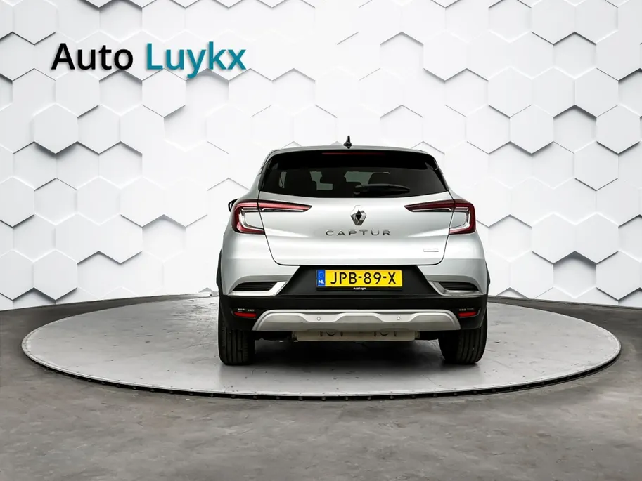 Renault Captur 1.6 E-Tech PHEV 160 Intens | Groot Scherm + Navigatie | Parkeercamera | Cruise Control