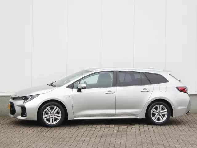 Suzuki Swace 1.8 Hybrid Style | Cruise | Carplay/Android | Camera | Lm-Velgen