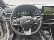 Dacia Duster 1.6 Hybrid 140 Journey | Verwarmde voorstoelen | Dodehoek detectie | Parkeersensoren voor & achter | Rondomzicht camera |