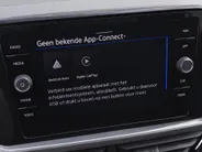 Volkswagen T-Roc 1.0TSI/115PK Life Edition · Apple/Android Car Play · Camera + Parkeersensoren · Keyless · Garantie t/m 29-05-2028 of 100.000km