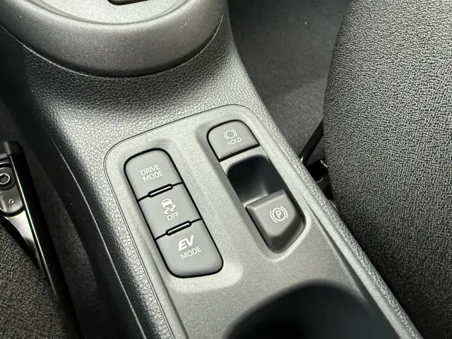 Toyota Aygo X Hybrid 115 play