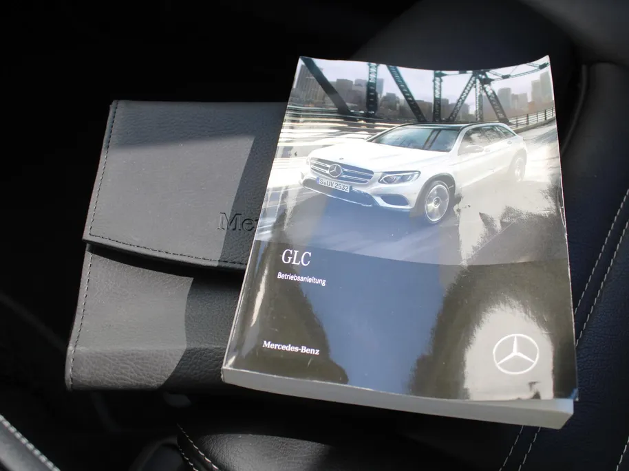 Mercedes-Benz GLC 250 4MATIC Premium Plus | Elek. stoelverstelling + achterklep | Stoelverwarming | Navi | Camera | Leer | Dodehoek detectie | 19' LM |