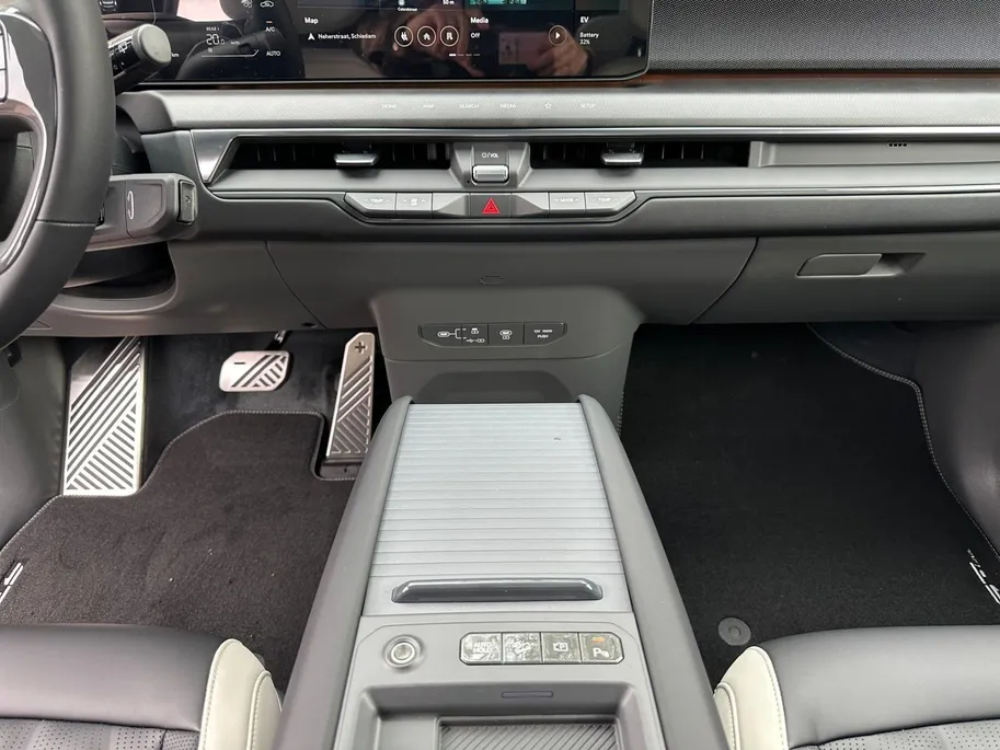Kia EV9 GT-Line AWD 99.8 kWh Nu te bestellen | nu met €3.000,- inruilpremie! | 2,99% rente | GT-Line Vegan lederen stoelbekleding