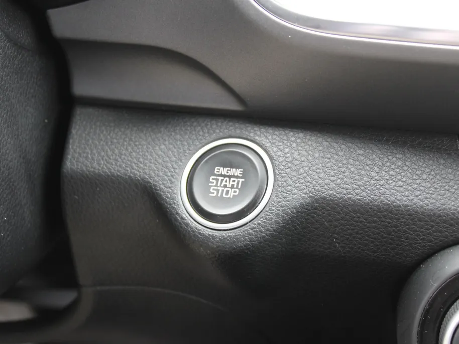 Kia Stonic 1.0 T-GDi MHEV DynamicPlusLine | Stuur-/stoelverwarming | Camera | Cruise adapt. | Clima | LED | Navi | 16' LM | Keyless |