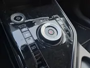 Kia Niro EV ExecutiveLine 64.8 kWh | Automaat | 100% Elektrisch | Schuifdak | Leder | Navigatie | Camera | Harman Kardon | Cruise control adaptief  | Stoel en stuur verwarming en verkoeling | SOH 97,6%