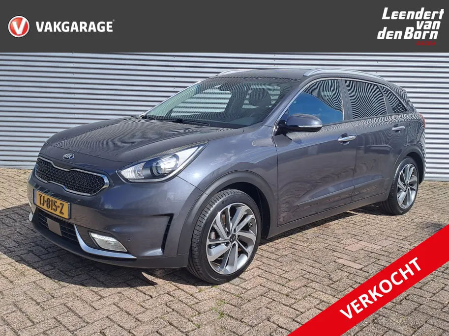 Kia Niro 1.6 GDi Hybrid ExecutiveLine Leer | Automaat | Trekhaak | Navi | Camera | Voorstoelen verwarmd |  stuur verwarmd | Cruise control adaptief