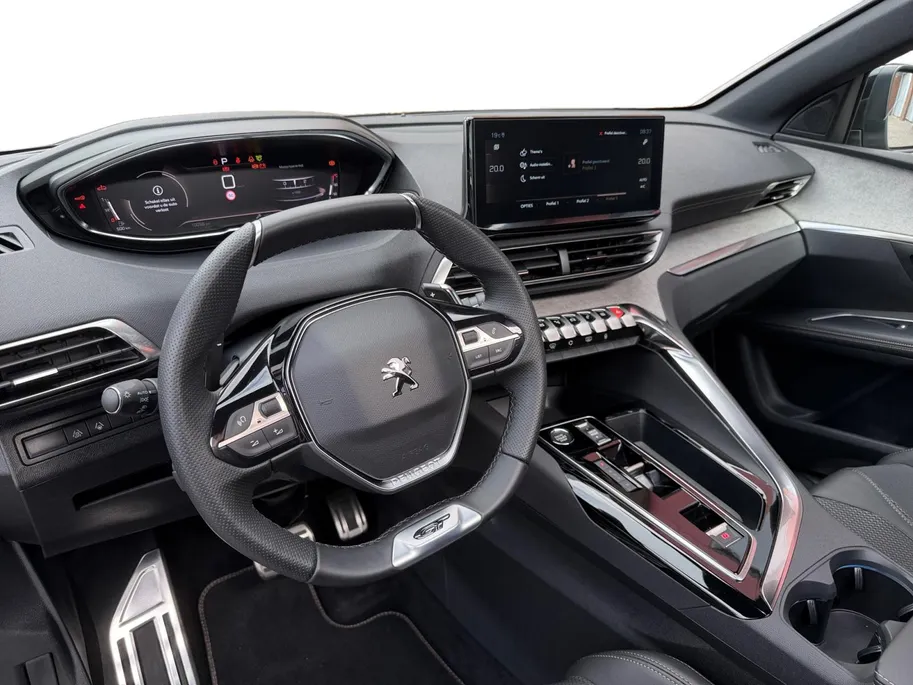 Peugeot 5008 1.2 Hybrid 136 GT 146PK AUTOMAAT Lichtmetalen velgen | 7-persoons | Cruise Control | Climate Control | Schuif- kanteldak | 360 camera | Parkeersensoren rondom | BOM VOL MET OPTIES!!