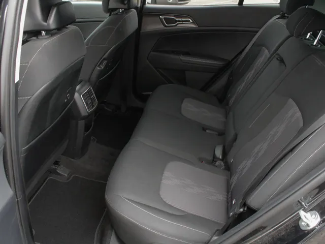 Kia Sportage 1.6 T-GDi Plug-in Hybrid AWD DynamicLine | Navi | Adap. Cruise | Park sens