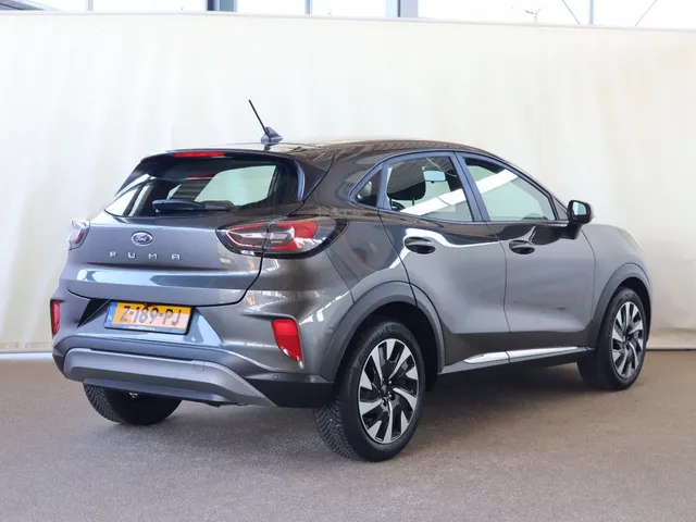 Ford Puma 1.0 EcoBoost Hybrid Titanium | Navigatie | Camera