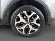 Renault Captur 120PK TCe Intens | Trekhaak | 1200KG Trekgewicht | Stoelverwarming |  Parkeersensor | Lichtmetalen Velgen | Licht & Regen Sensor | Cruise Control | Climate Control | Navigatie |