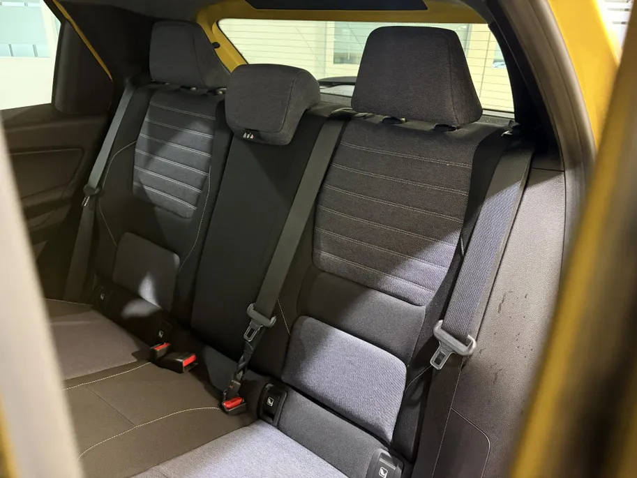 Renault 5 Comfort Range Techno 52 kWh Automaat | SoH 99% | 1e eigenaar | Navi | Camera | Parkeersensoren | Apple CarPlay/Android Auto | Adaptive Cruise Control | Licht & Regen Sensor | Lichtmetalen Velgen | Full LED |