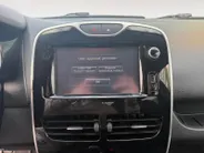 Renault Clio Estate 0.9 TCe Limited | Camera | Parkeersensoren | Bluetooth | Navigatie | All Season Banden | Dealer Onderhouden | 12 Maanden BOVAG Garantie
