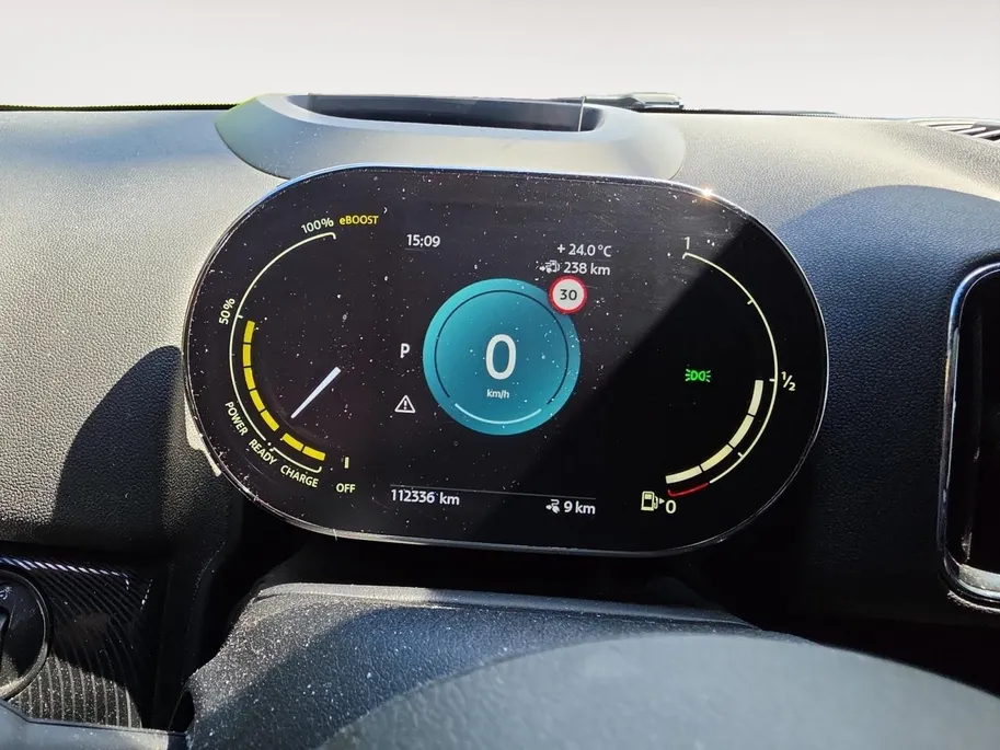 MINI Countryman 1.5 Cooper S E ALL4 Chili Automaat | Harmon Kardon audio | Navigatie  | Schuif/kantel dak | Parkeersensoren v + a | Head up display