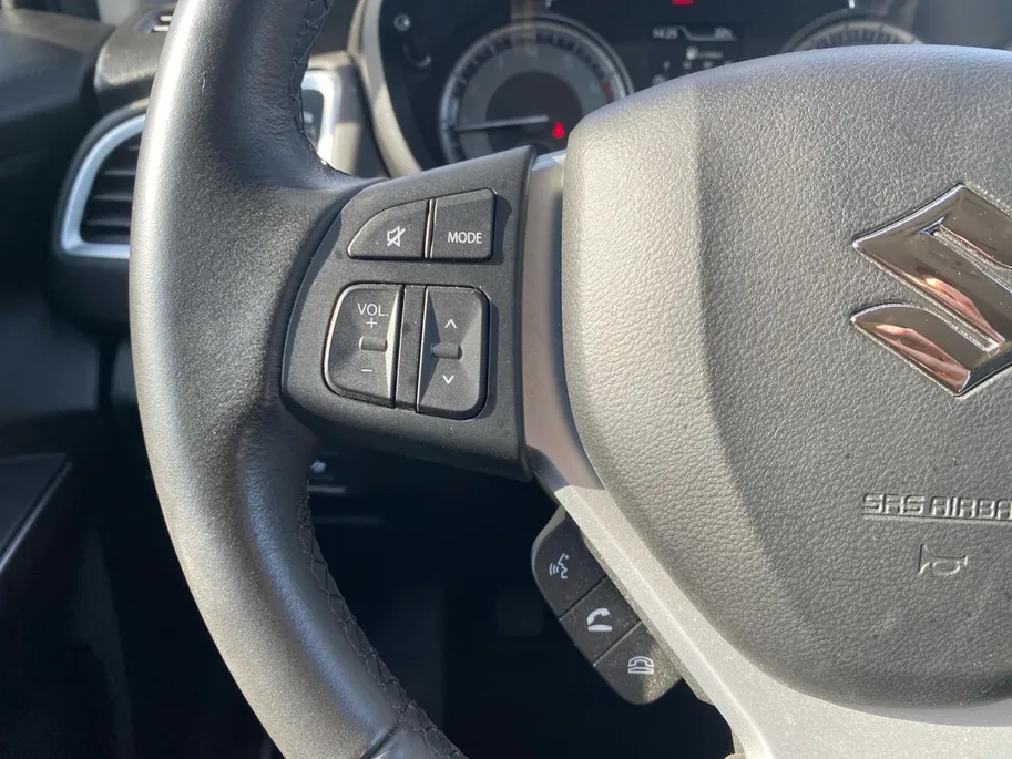 Suzuki S-Cross 1.4 Boosterjet Style Smart Hybrid | Trekhaak | Navigatie | Hoge instap | 360camera | Stoelverwarming