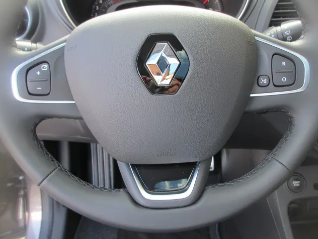 Renault Captur TCe 120PK Intens | CAMERA | DEALER ONDERHODEN | NAVI | PARK. SENSOREN V+A