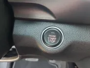 Kia Stonic 1.0T MHEV DynamicPlusLine | Trekhaak | Navigatie | Climate control | Cruise control | Keyless met startknop | Getinte ramen achter | Apple Carplay / Android Auto |